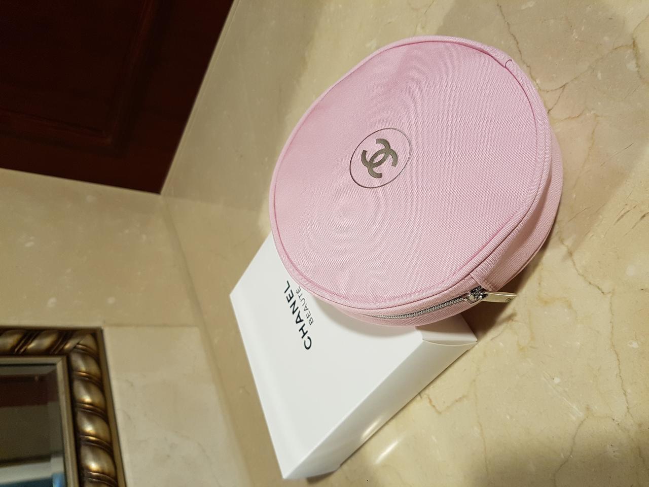 (정품) 샤넬 코스메틱 핑크 원형파우치