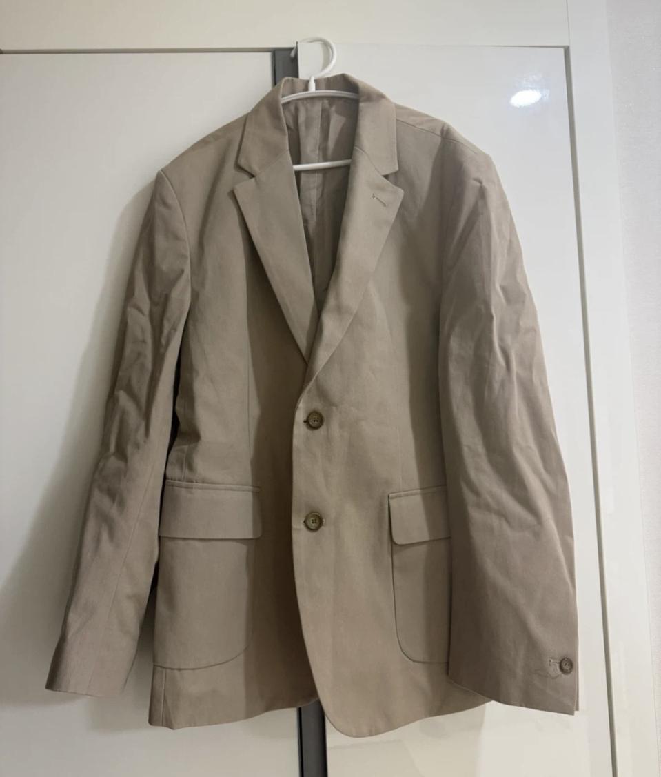 베이지색 남성 블레이저 자켓