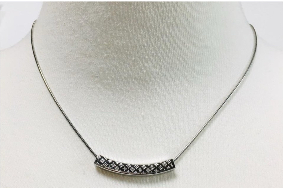 실버바 목걸이