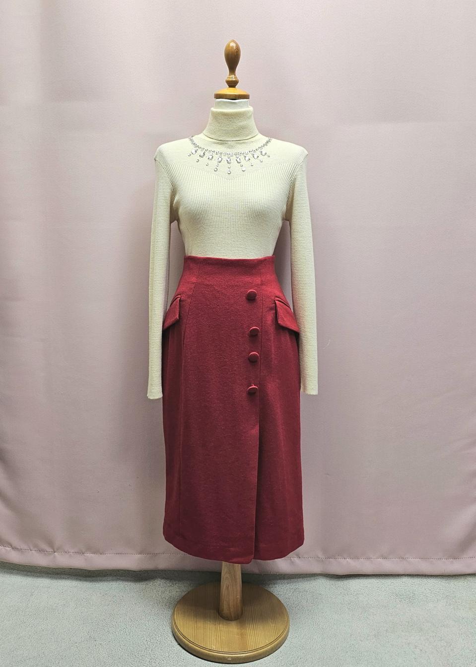 NAIN 나인 레드 울 스커트