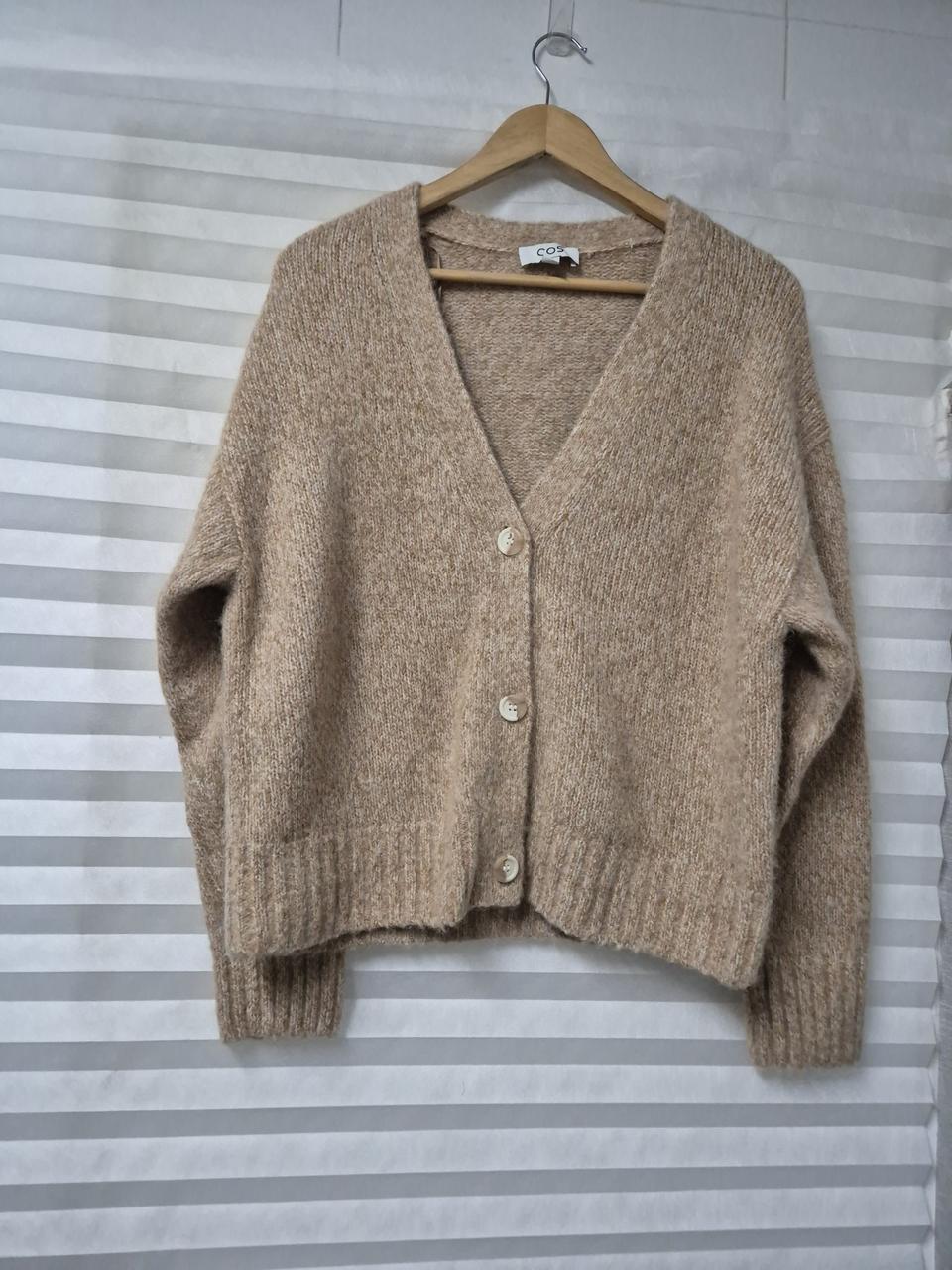 코스 브이넥 가디건