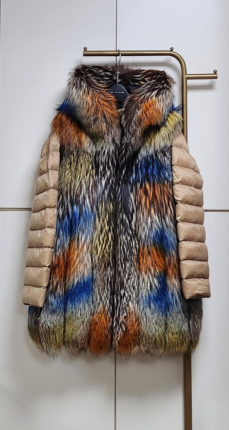 멀티컬러 로얄 사가폭스 후드 베스트F