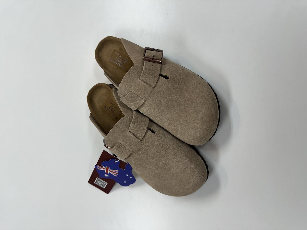 호주UGG슬리퍼 235-240mm팜 새것