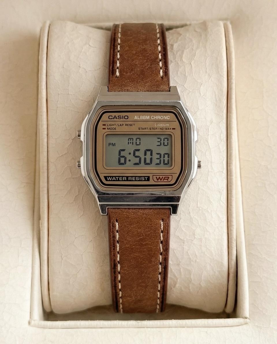 카시오 커스텀 시계(새제품)
