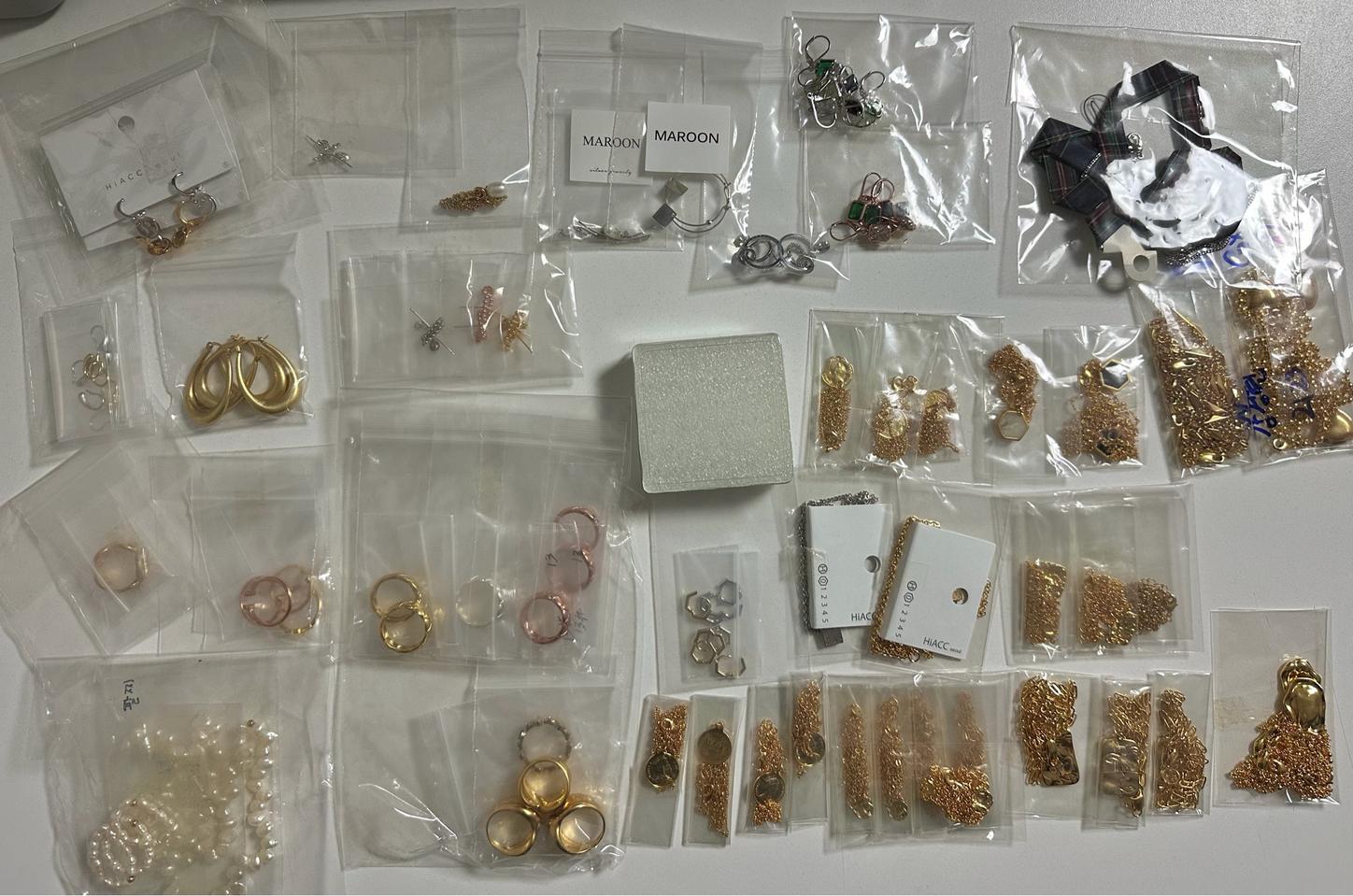 [가격내림][새상품] 귀걸이 반지 목걸이 등 악세사리 일괄판매