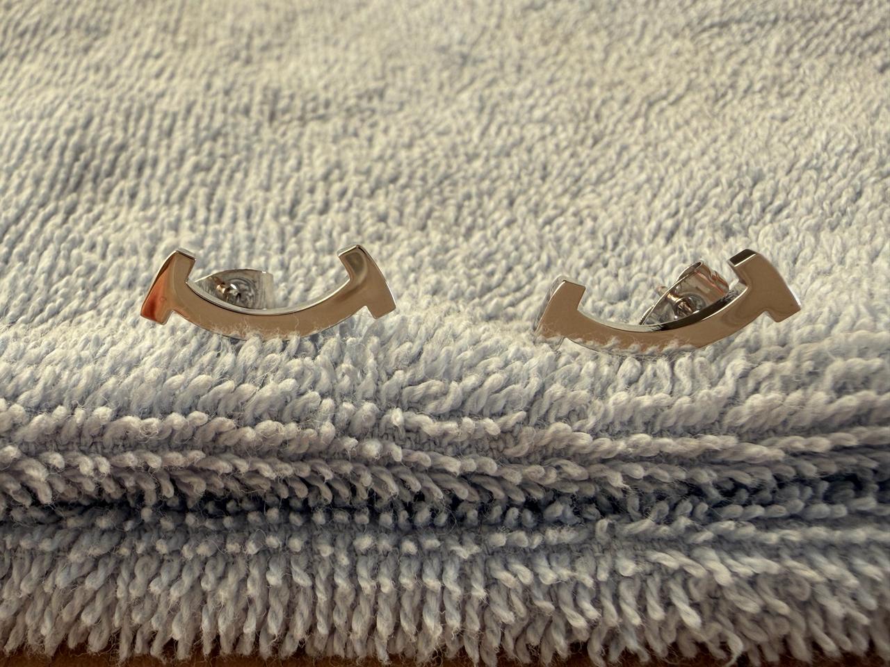 티파니앤코 스마일 귀걸이