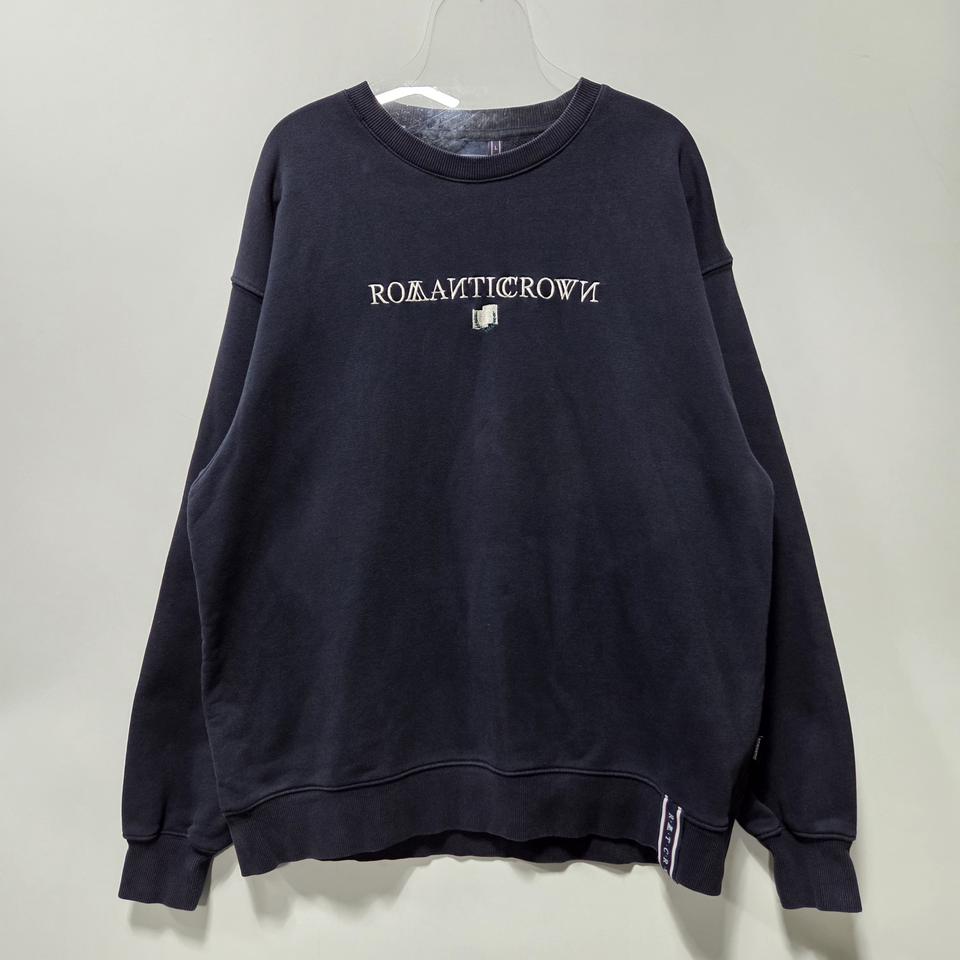 로맨틱크라운 네이비 자수 로고 맨투맨 L 25120319