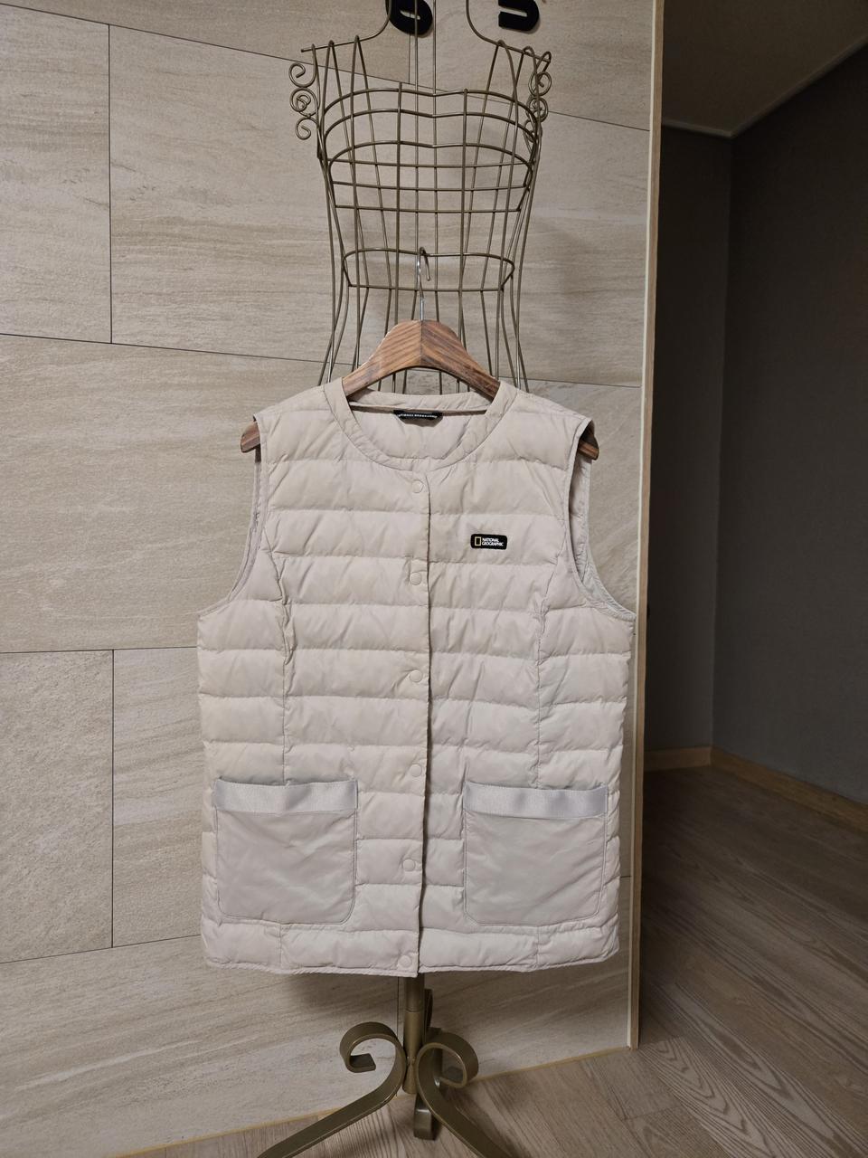 [m] 내셔널지오그래픽 여성 경량 패딩 조끼