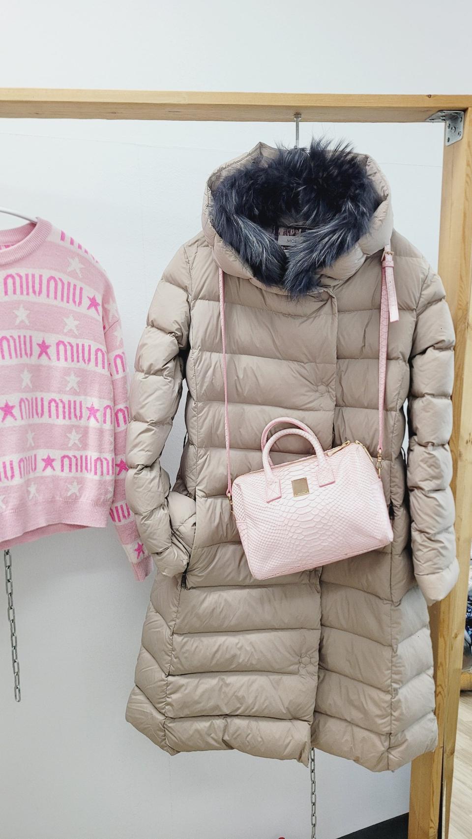 이태리 비올란티  violanti 구스패딩