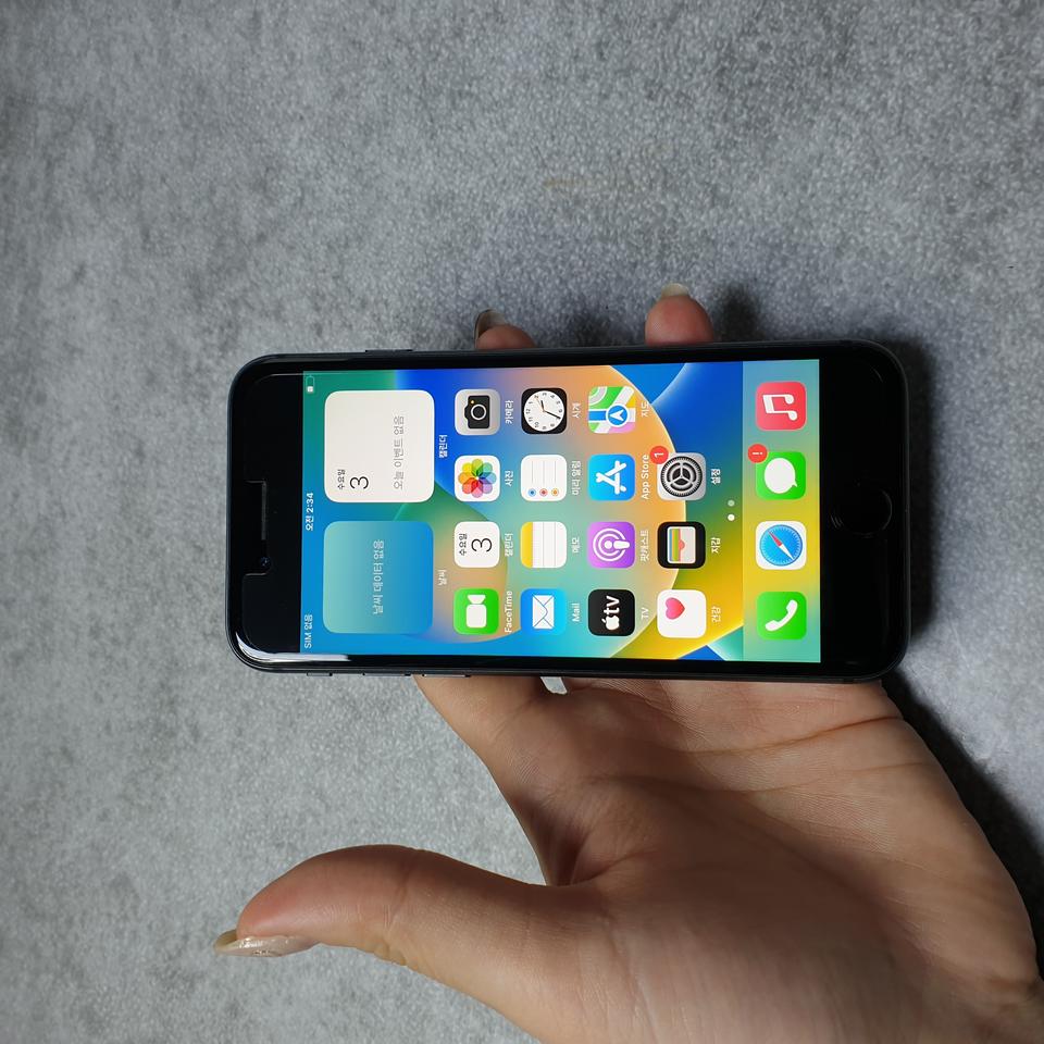 아이폰8 스페이스그레이 64G A급 저렴히 판매합니다