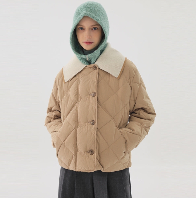 온앤온 니트 카라 덕다운 점퍼