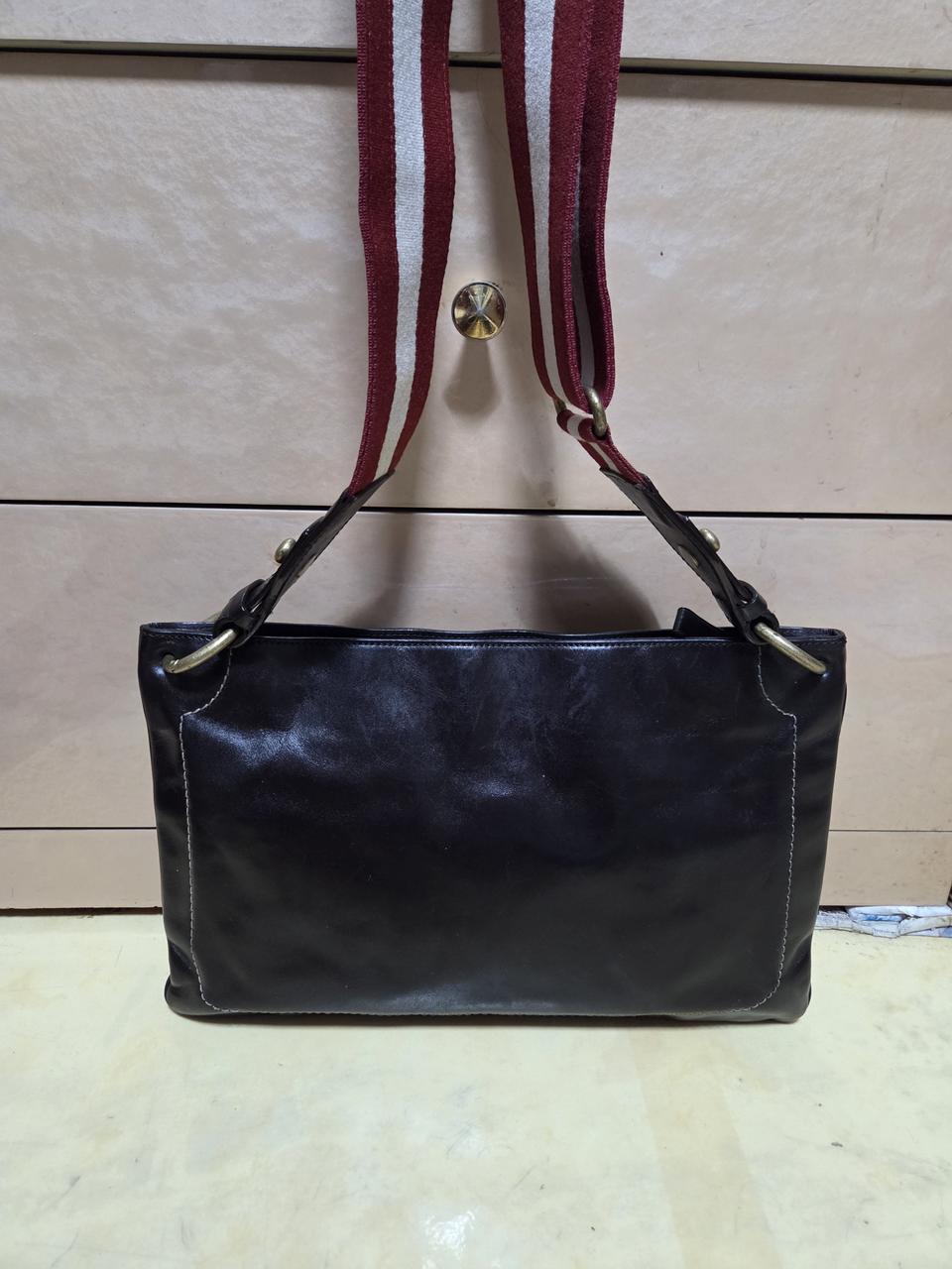 발리 정품 삼선 오리지널 메신저백 레더