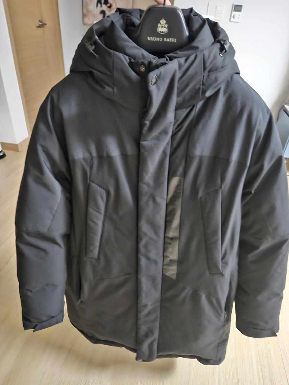 데상트헤비덕다운 패딩팔아요 (95)