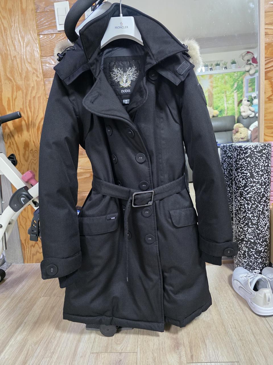 노비스튤라패딩