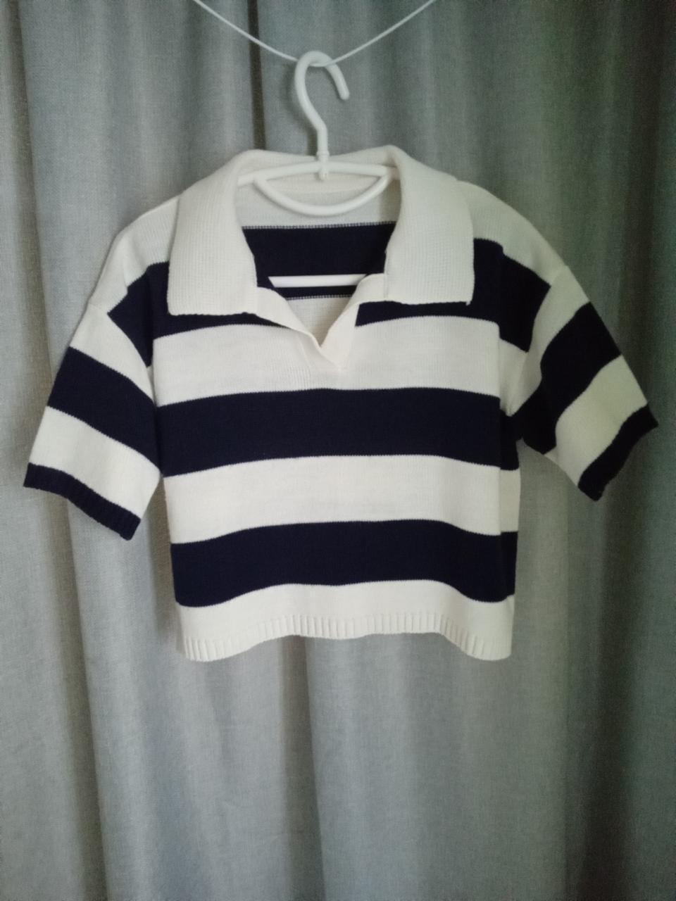 S-M스트라이프크롭카라니트티