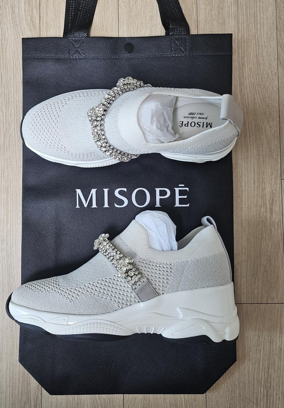 (새상품) 미소페 정품 보석장식 니트 스니커즈 슬립온
