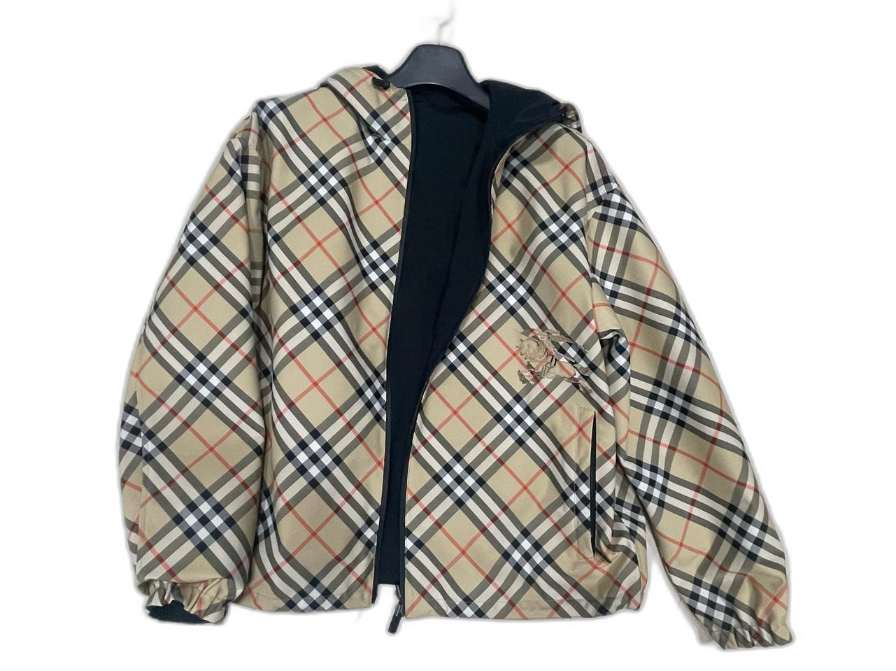 버버리 로고 체크 리버시블 바람막이 트래퍼드 자켓