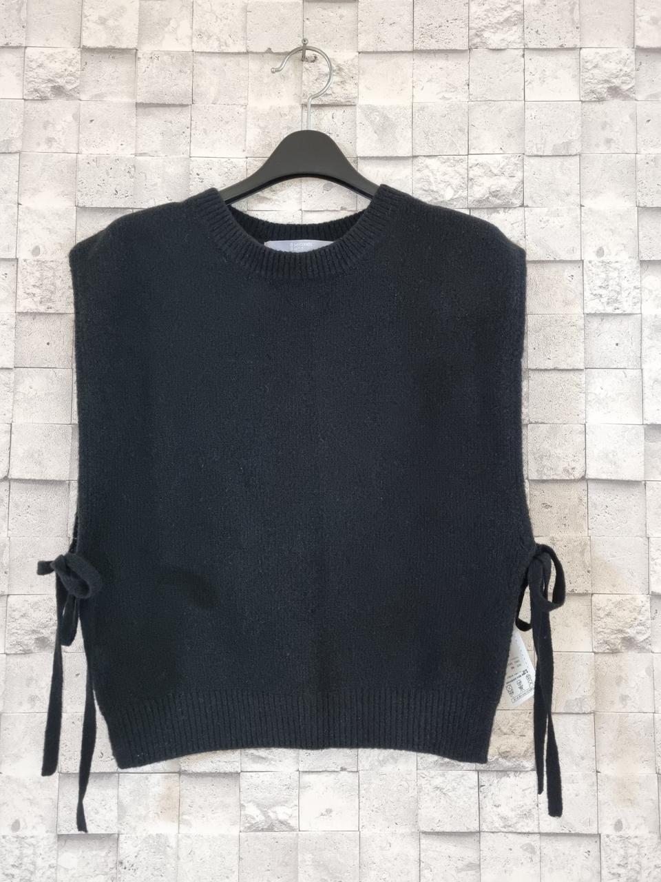 에잇세컨즈 모함유 블랙니트 조끼