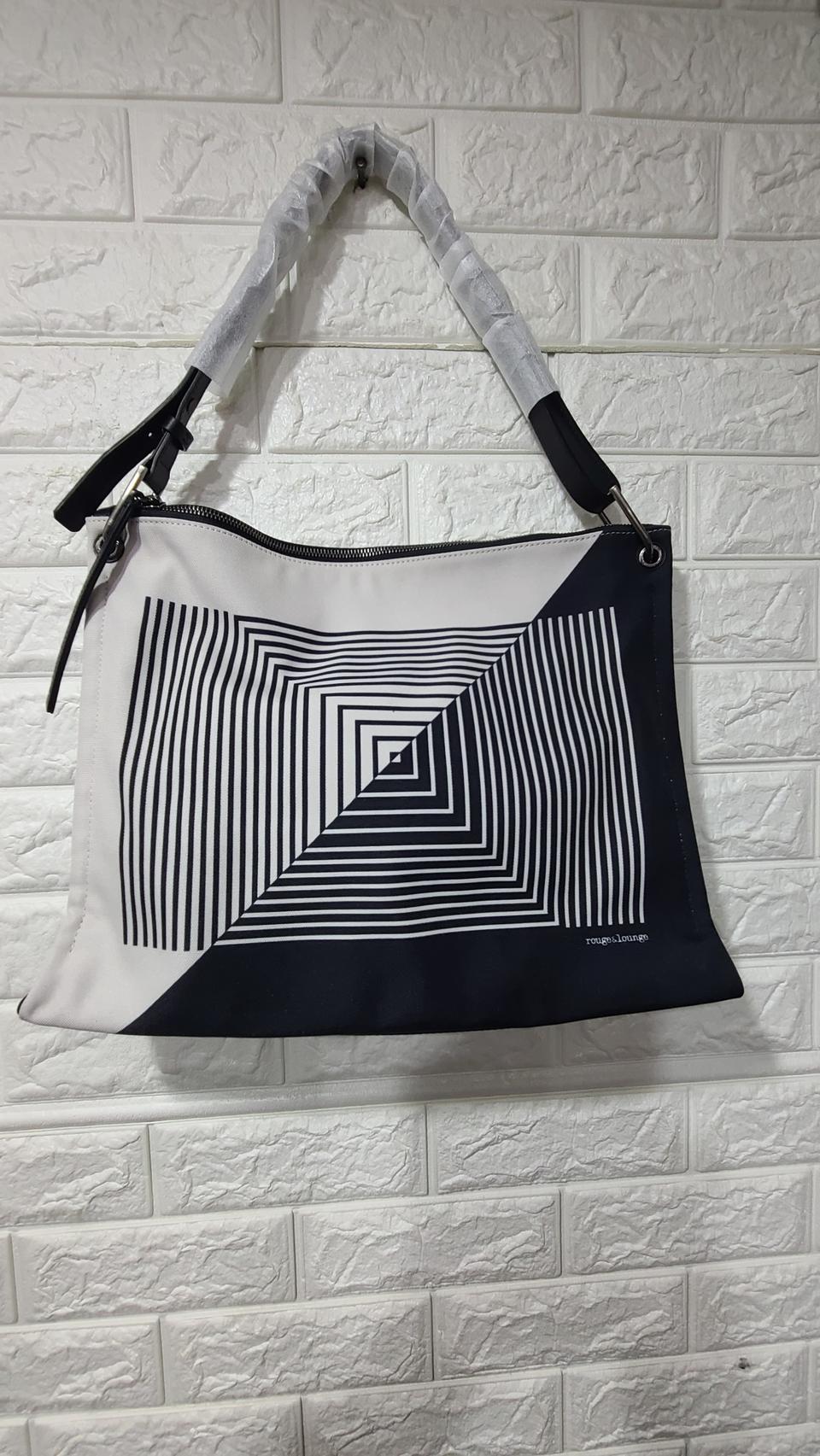 루즈앤라운지 숄더백