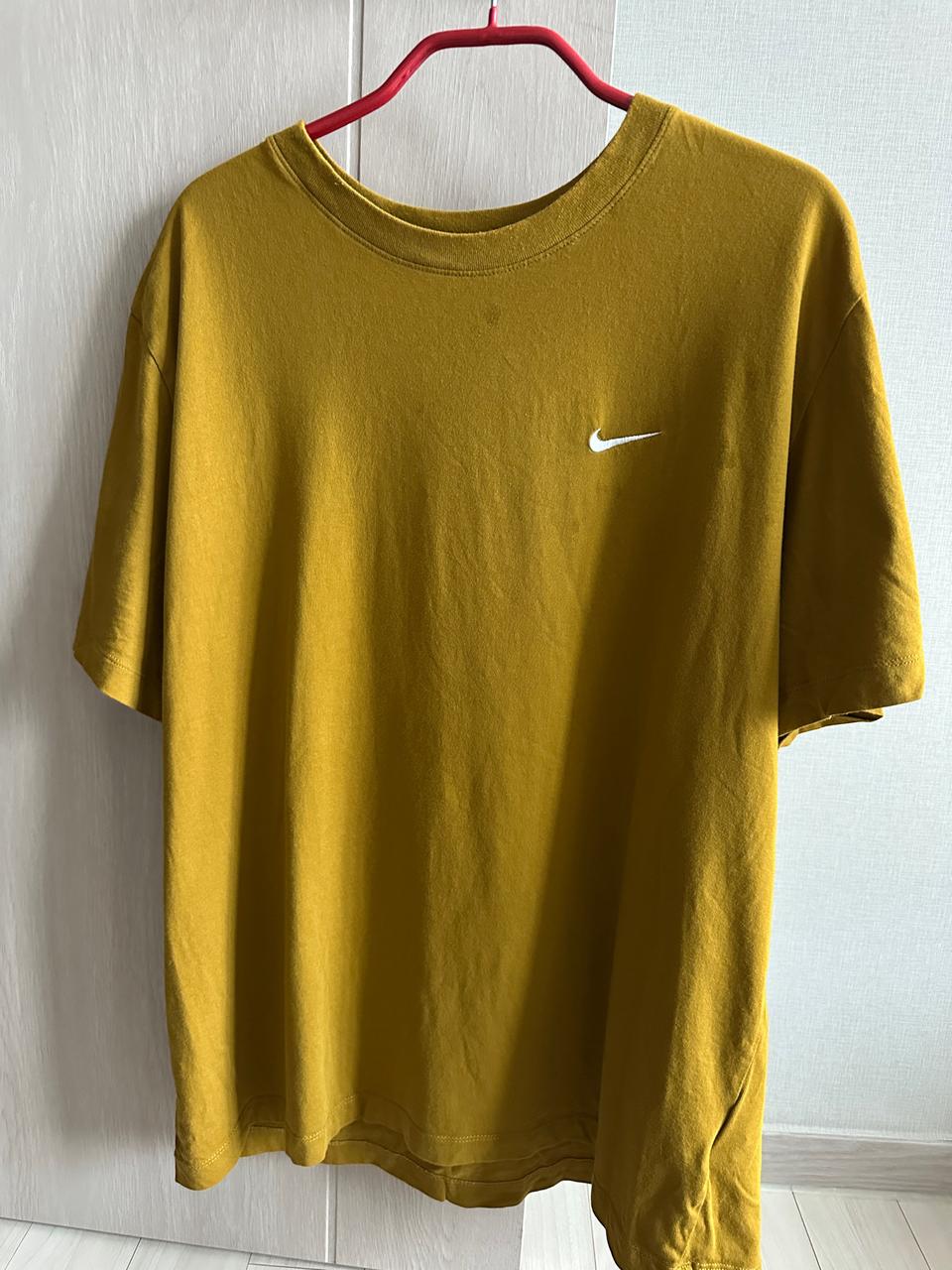 나이키 반팔티 팝니다!