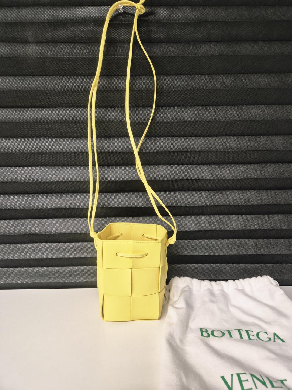 (새상품급) 보테가 베네타 미니 버킷백