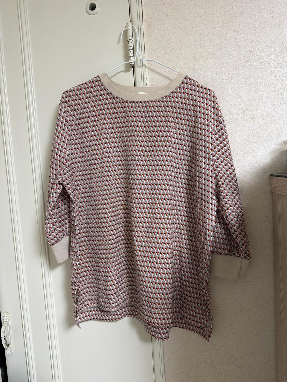 라운드 블라우스m