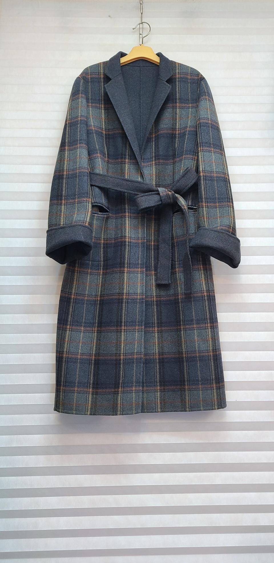 프론트로우 렉토> 양면 핸드메이드 벨티드 롱코트 (638천원)