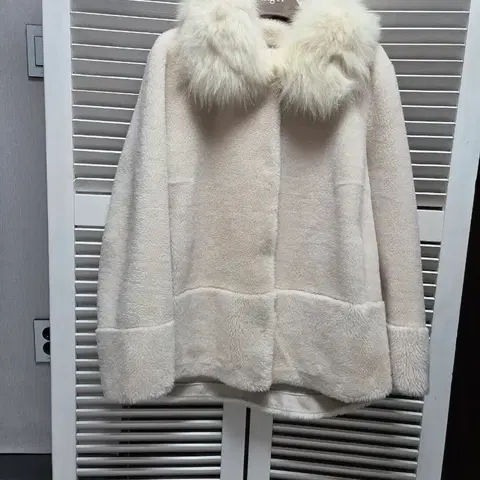 폭스카라 양모 자켓