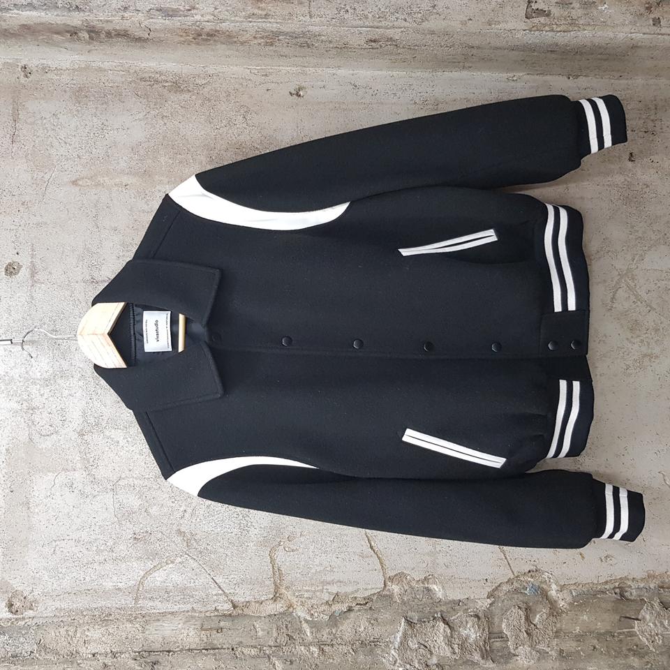 비바스튜디오 바시티 자켓 M사이즈