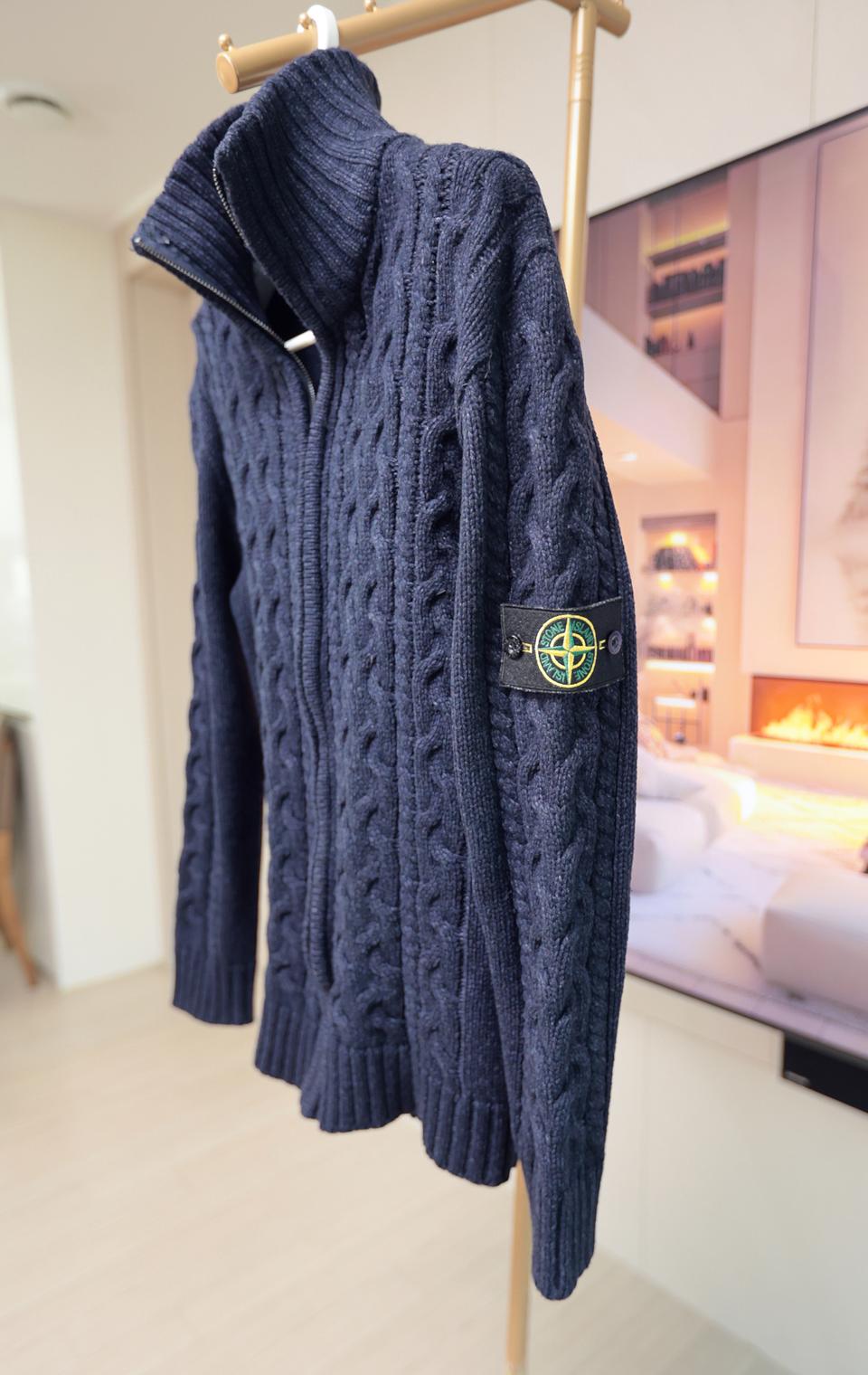 겨울 감성 스톤아일랜드 꽈배기 니트집업