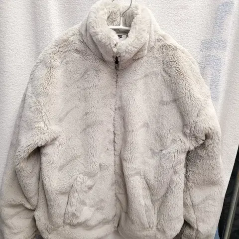 나이키 인조털 하프넥 자켓 여성 L.75