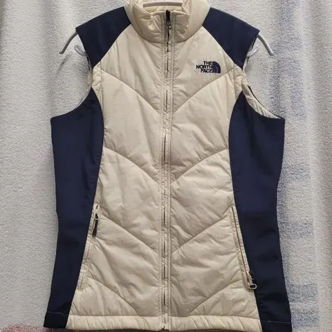 노스페이스 경량 패딩 조끼 여성 90