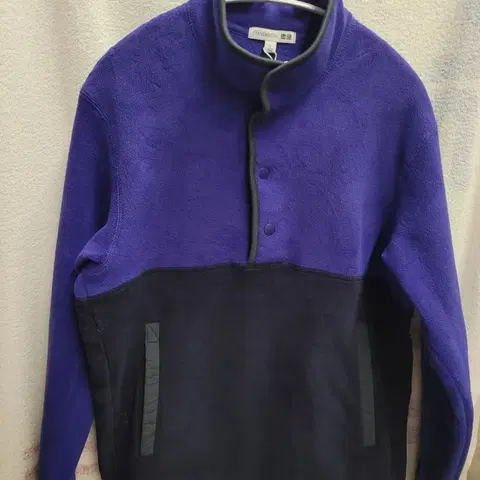 유니클로 후리스 투톤 반집업 남성 여성도 가능 새 상품 S