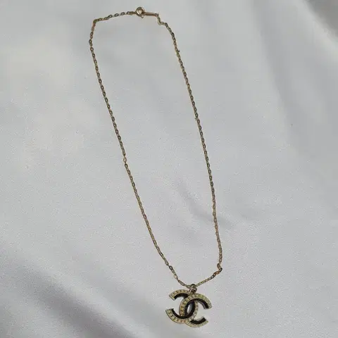 샤넬 로고 샤넬풍 빈티지 목걸이 팔아요 ~