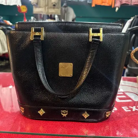 mcm 가죽토드백 블랙