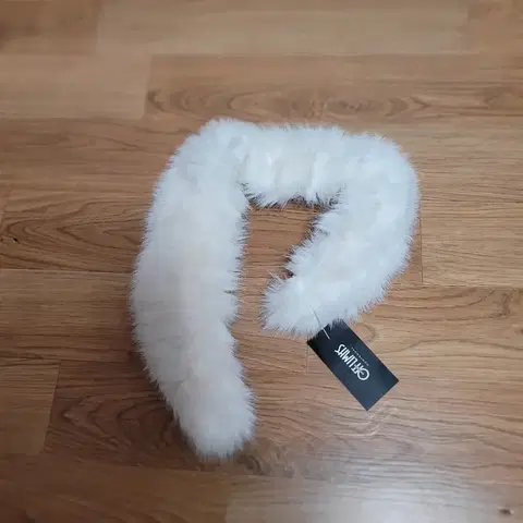 화이트 머플러 새상품