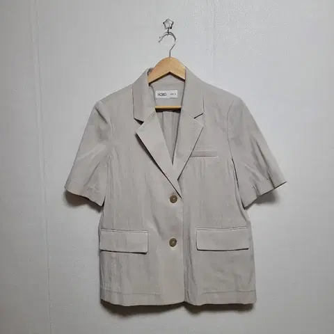 1.미쏘 반팔 자켓