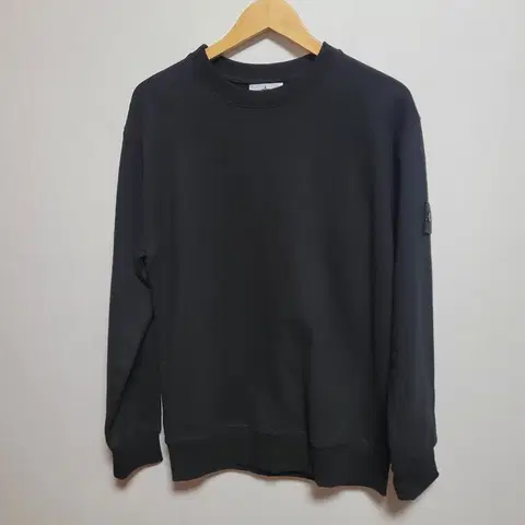 스톤아일랜드 블랙 티셔츠 100