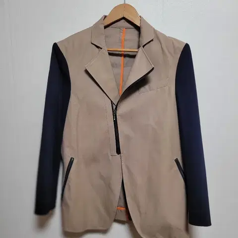 24.DES MUSEES배색 포인트 지퍼 자켓 상의