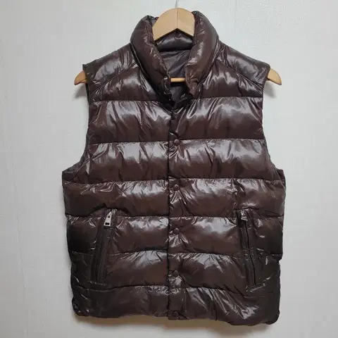 탑텐브라운 패딩 조끼