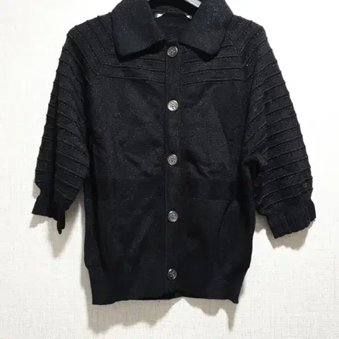 (새상품) 니트 가디건,비스코스 메탈 쥬얼리단추 글리터 8부소매 봄가을