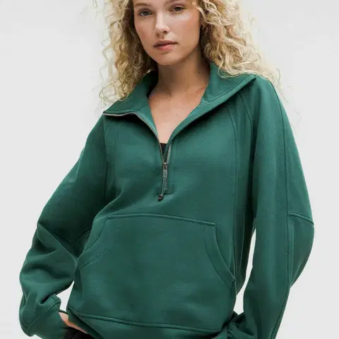 룰루레몬 오버사이즈드 퍼넬넥 스쿠바 하프집업