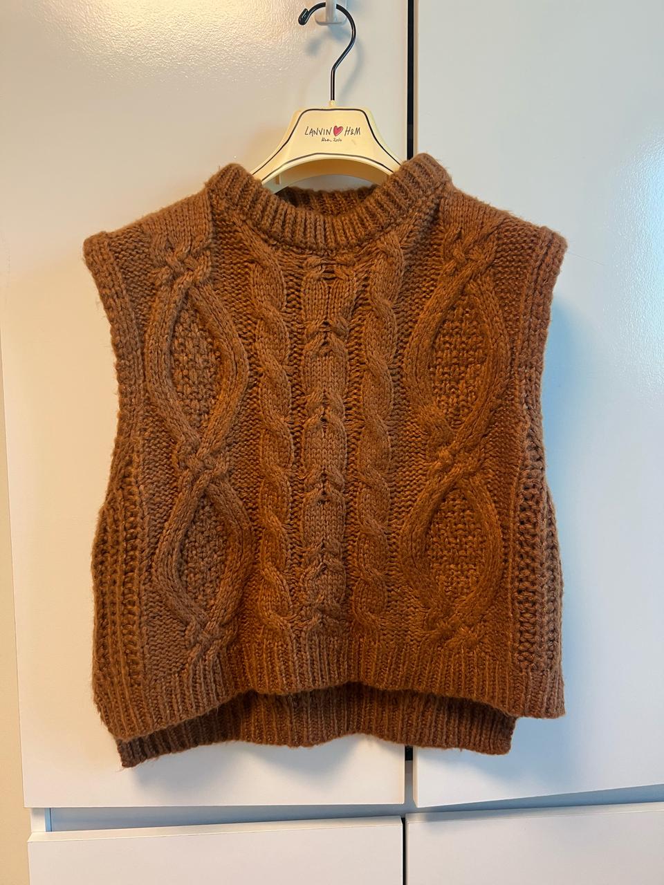 카멜 니트 조끼