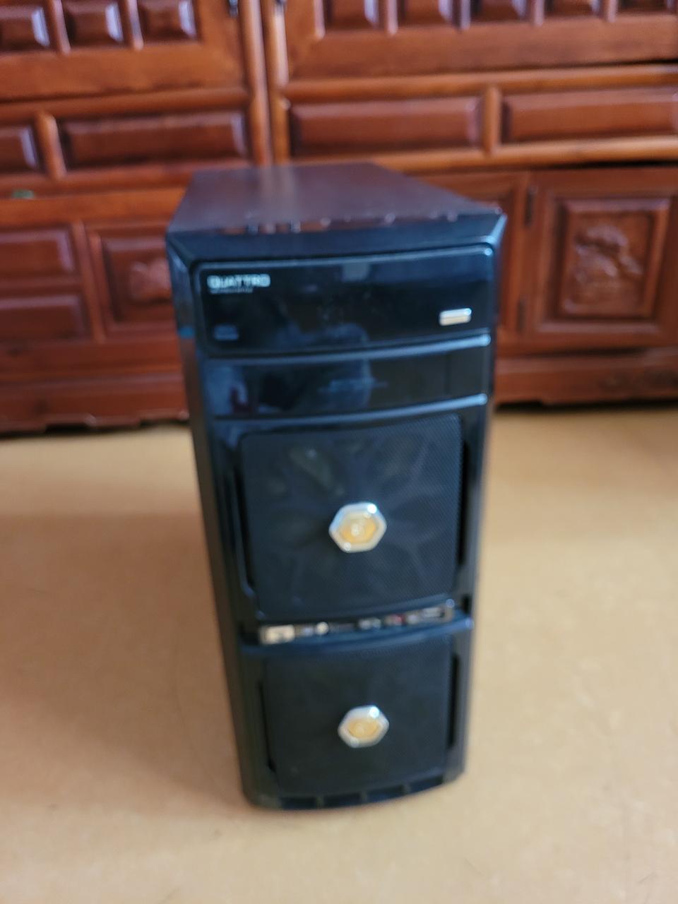 QUATTRO 데스크탑 i5 750 램8기가