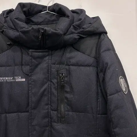 톰스토리 볼더 후드 패딩 자켓