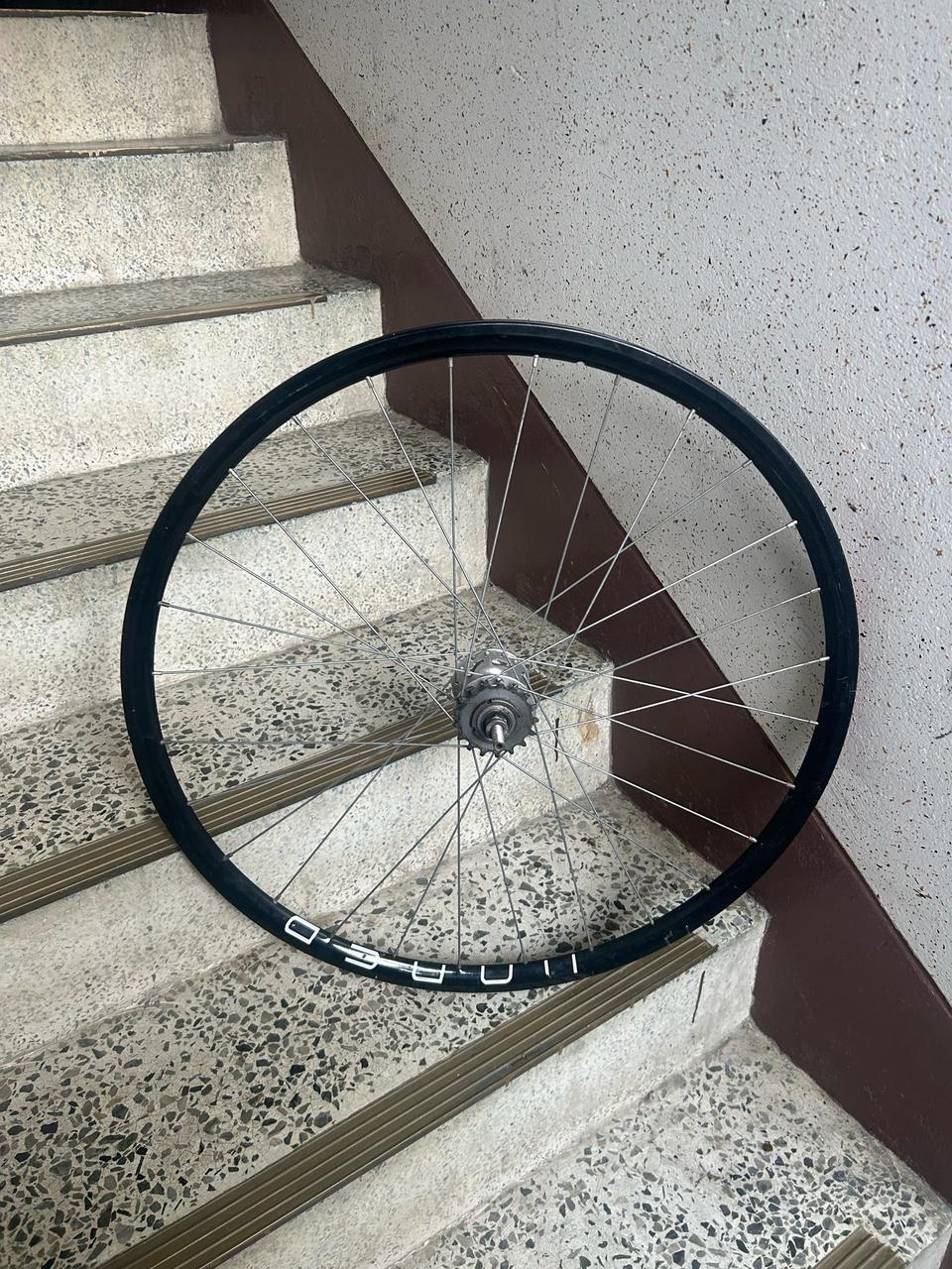 파간 픽시 휠셋 급처