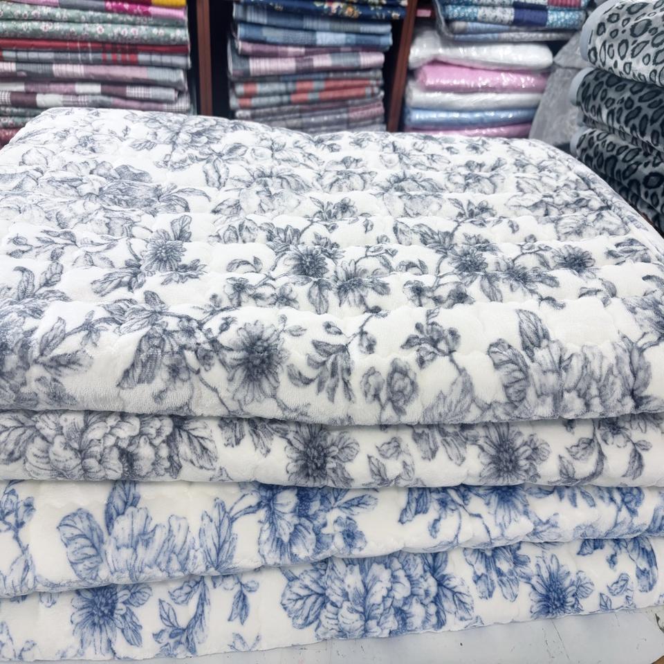 <싱글, 퀸> 그레이,블루 2컬러국내산 두꺼운 밍크 극세사 카페트