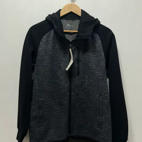 유니클로 블랙/회색 후드집업 L 새상품