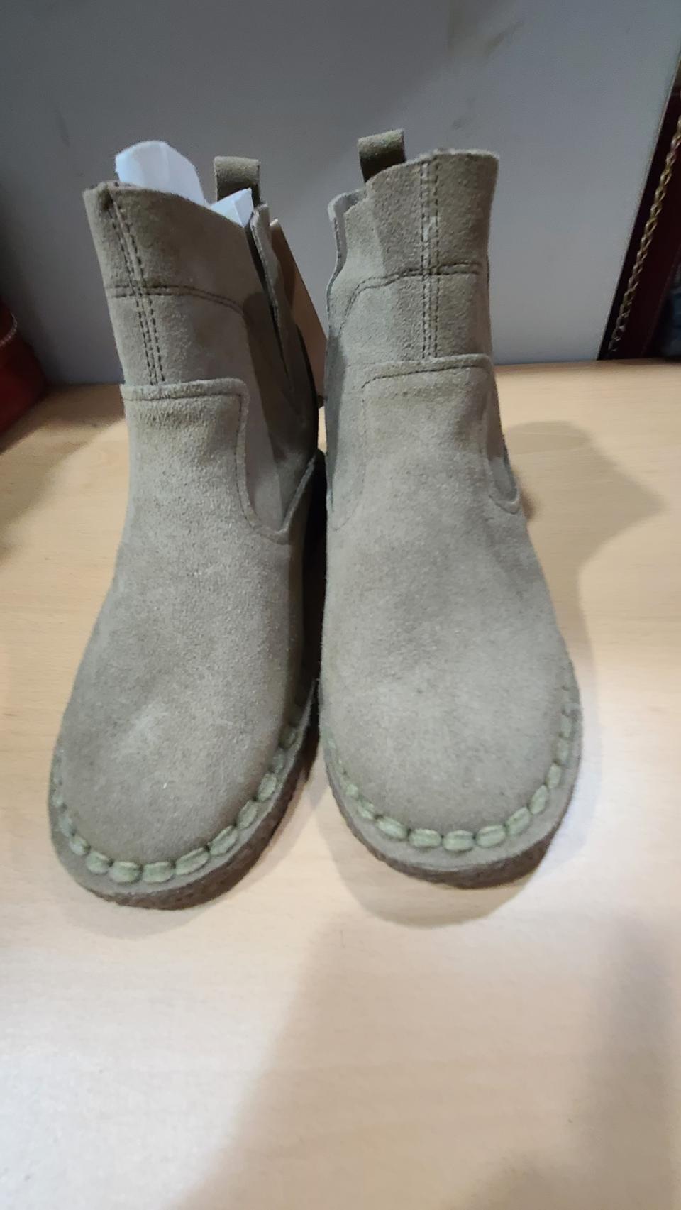 베어파우 ROSY 첼시 부츠