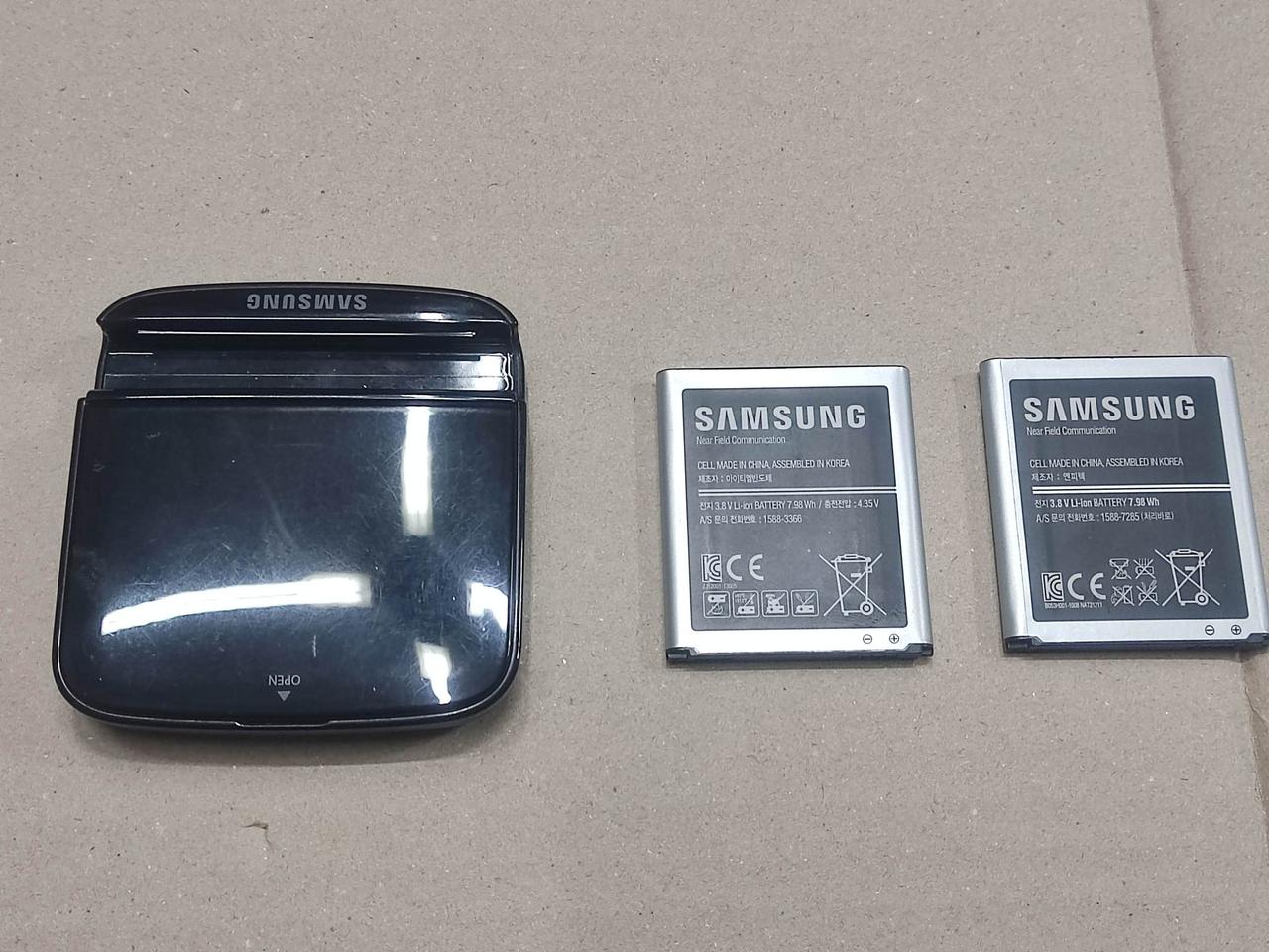 삼성정품 갤럭시 팝 충전거치대(EBH-1H2MLK ) 배터리 2개